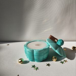 Vela aromática no pote flor verde